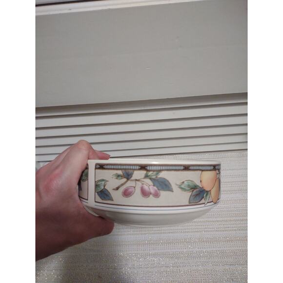 Mikasa Intaglio Garden Harvest fruit pattern CAC29 stoneware soup cereal bowl - Picture 4 of 7